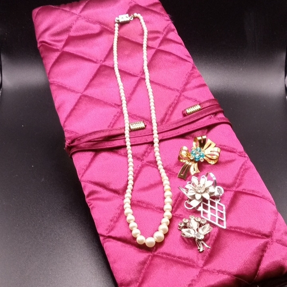 Jewelry - VINTAGE SATIN JEWELRY BUNDLE/4